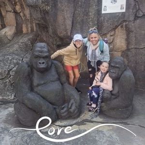 Meet your Posher, Lee